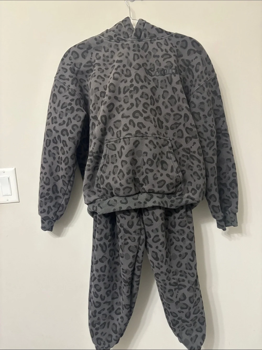 Kids Grey Leopard Print Hoodie & Jogger Pajama Set - Unbranded